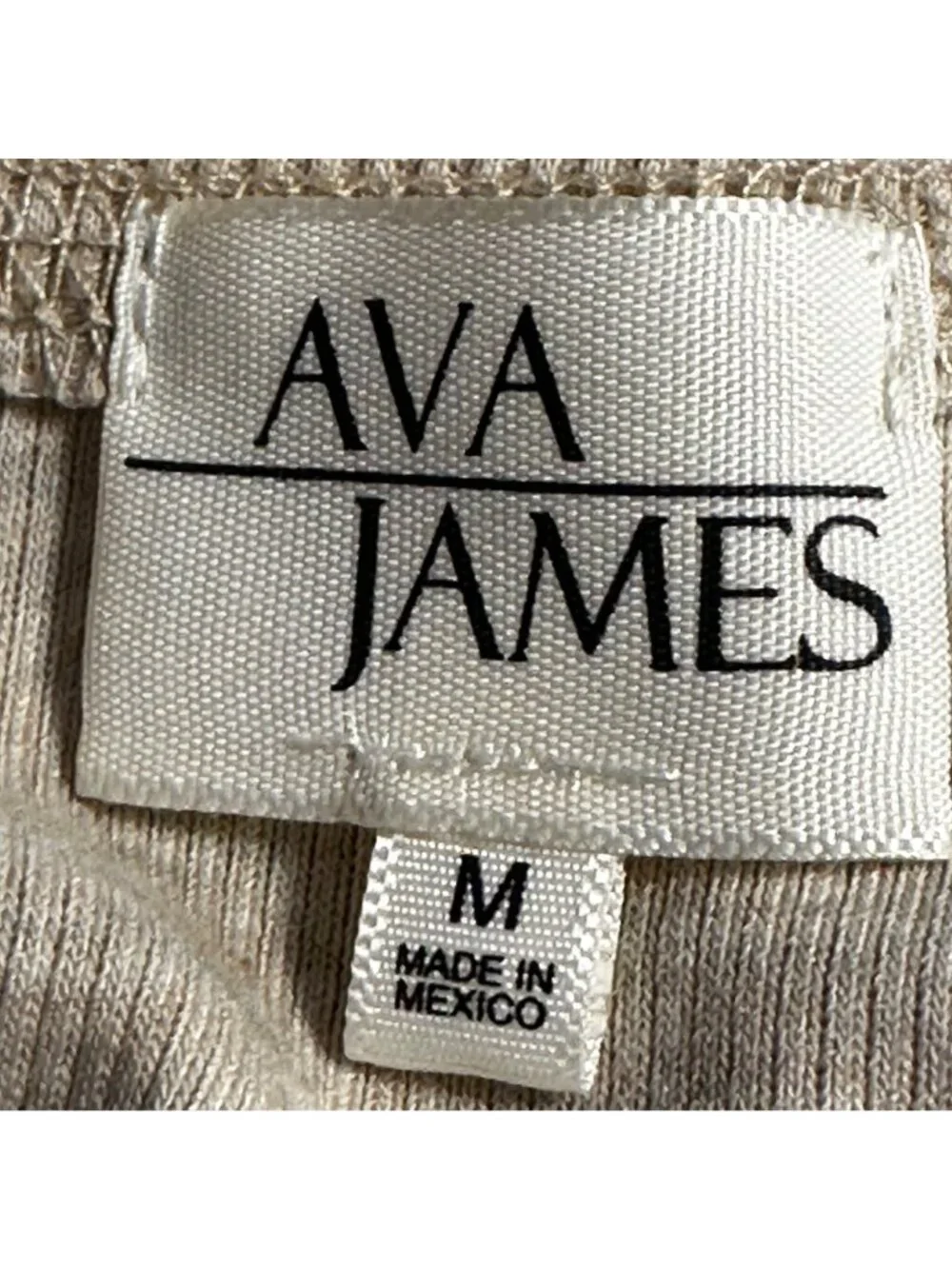 Sleeveless Beige Ava James Button Shoulder Dress SZ M Preppy Old Money NWT - Picture 4 of 10